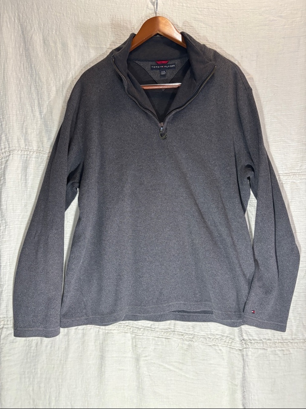 Tommy Hilfiger Men's Charcoal Gray Half-Zip Sweater 100% Cotton.
